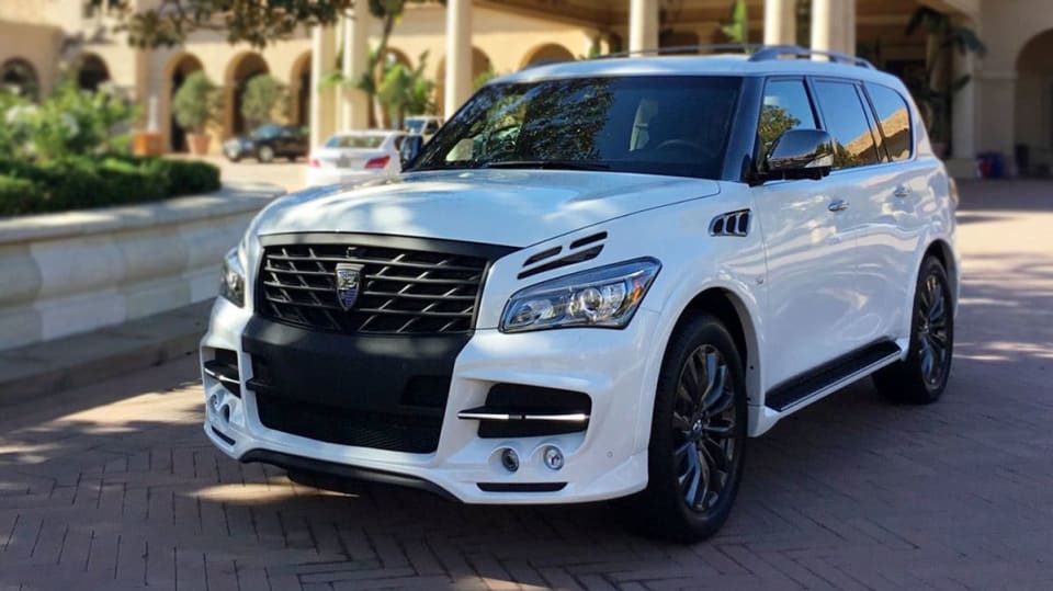 Infiniti QX80 LR3 po divoké úpravě.